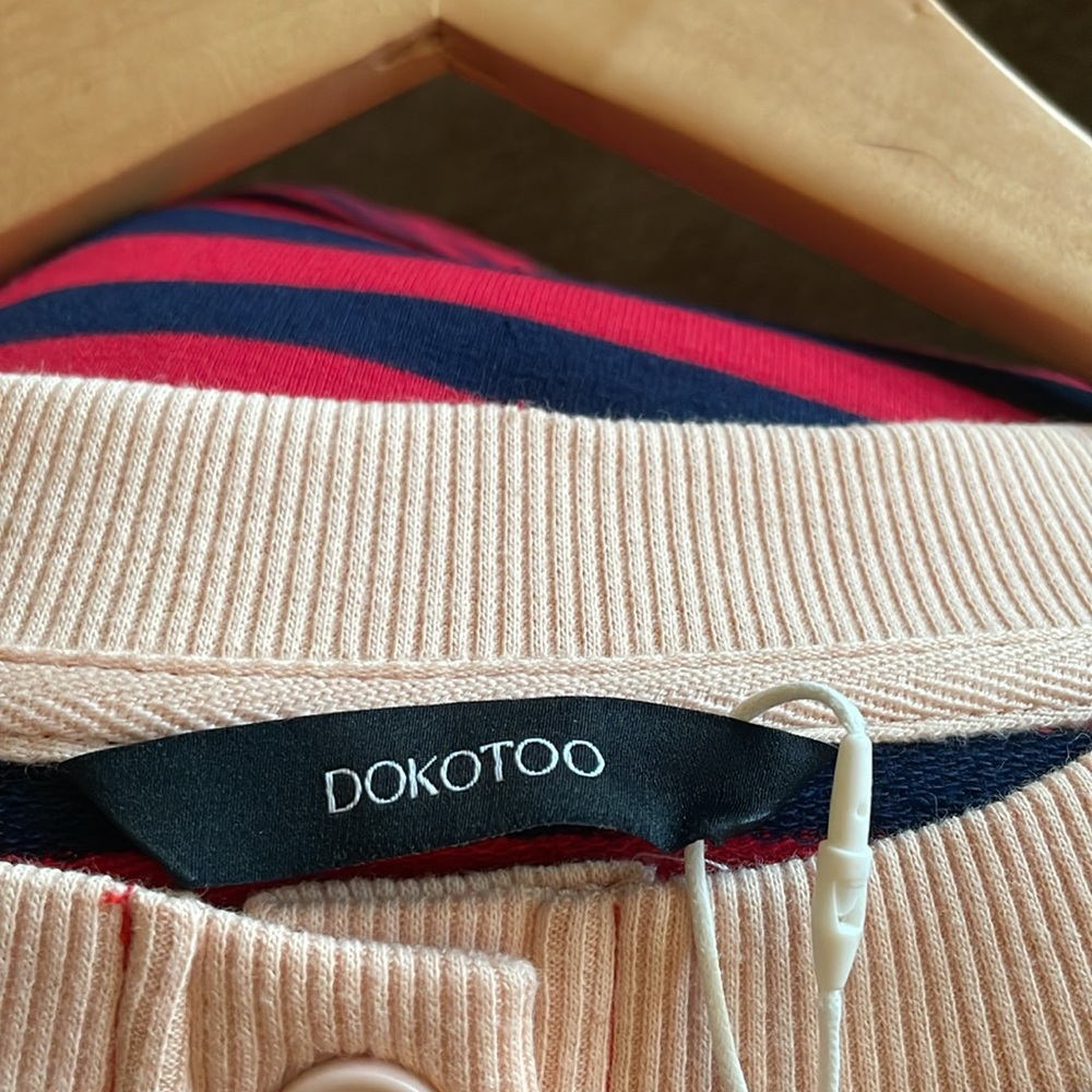 Dokotoo Women’s Long Sleeve Striped Shirt Size M - Picture 3 of 6